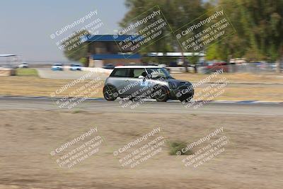 media/Sep-20-2025-Extreme Speed (Sat) [[1fcc23683c]]/Orange (Mid Intermediate)/Session 2 (Sunrise)/